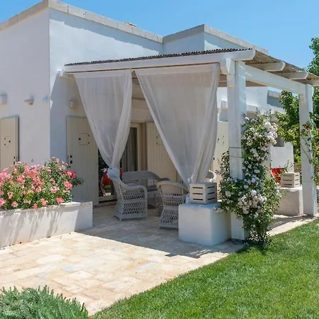 Traghetto Sleeps 6 With Pool * Ostuni