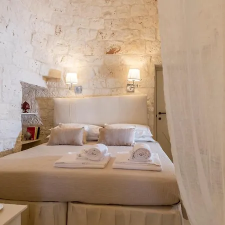 Traghetto Sleeps 6 With Pool *