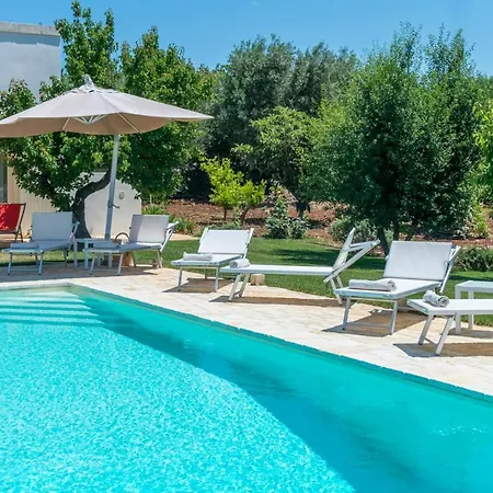 Traghetto Sleeps 6 With Pool * 오스투니